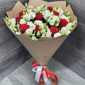  Alanya Çiçekçiler 11 Red Roses and Eustoma